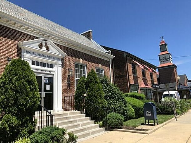 Haverford post office and Haverford Square shopping center